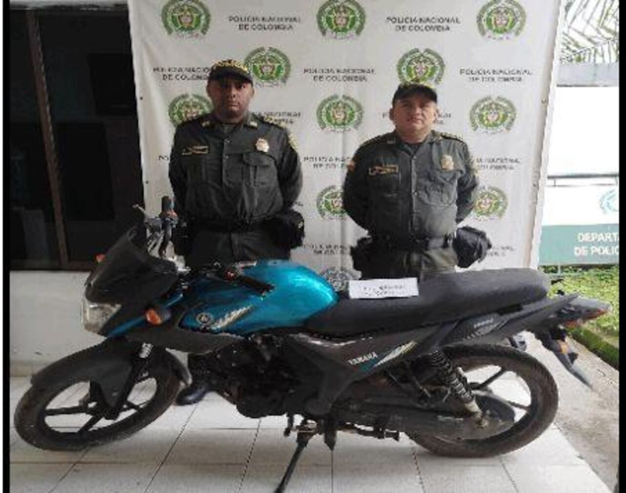 Los uniformados entregaron los vehículos a sus dueños.