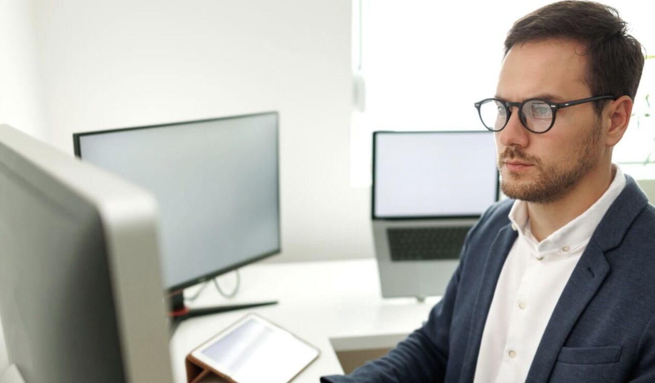 Alkomprar está en busca de diseñador web