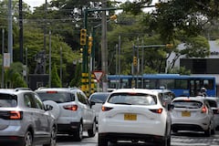 Desde este martes 13 de febrero, se implementa cierre a la izquierda en glorieta de Ciudad Jardín, La rotonda de Ciudad Jardín en la calle 16 con carrera 105 ha excedido su capacidad vehicular. Por eso desde la Secretaría de Movilidad adaptaron medidas que reduzcan los tiempos de desplazamiento de los ciudadanos.