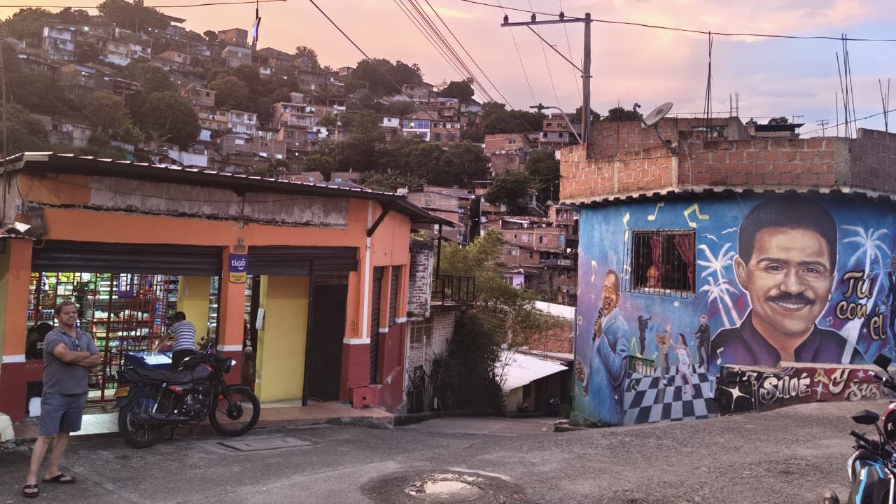 Siloé vibró con la visita del salsero Moncho Santana.