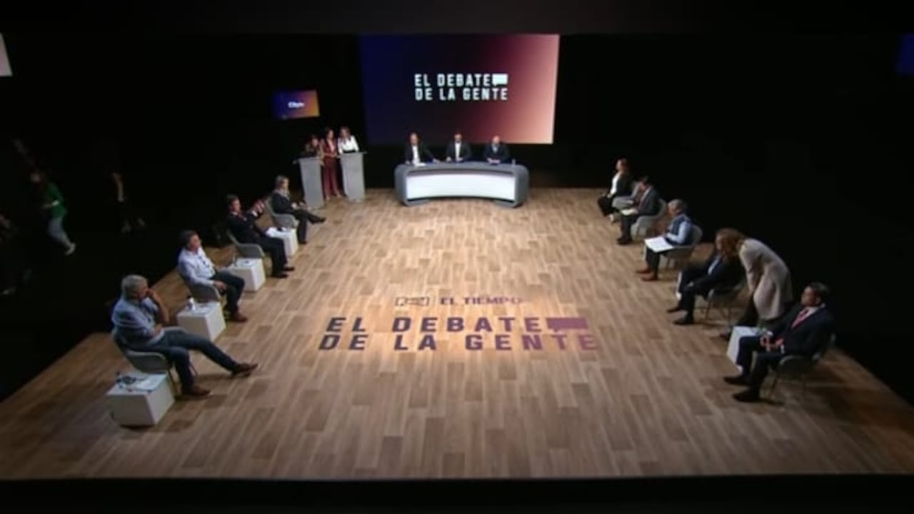 En el encuentro participaron los nueve aspirantes de la denominada ‘Gran Consulta’.