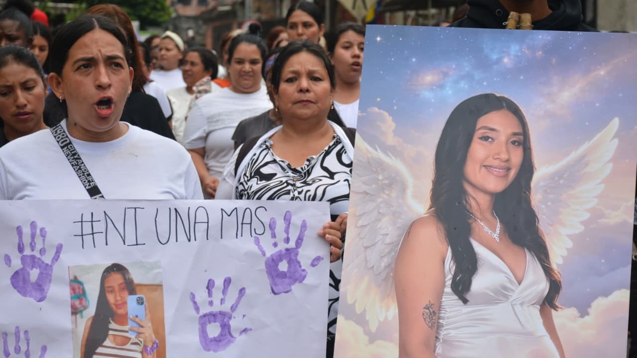 Los manifestantes hicieron un llamado a las autoridades para esclarecer los hechos y dar con el paradero del bebé de María Camila Potosí.
