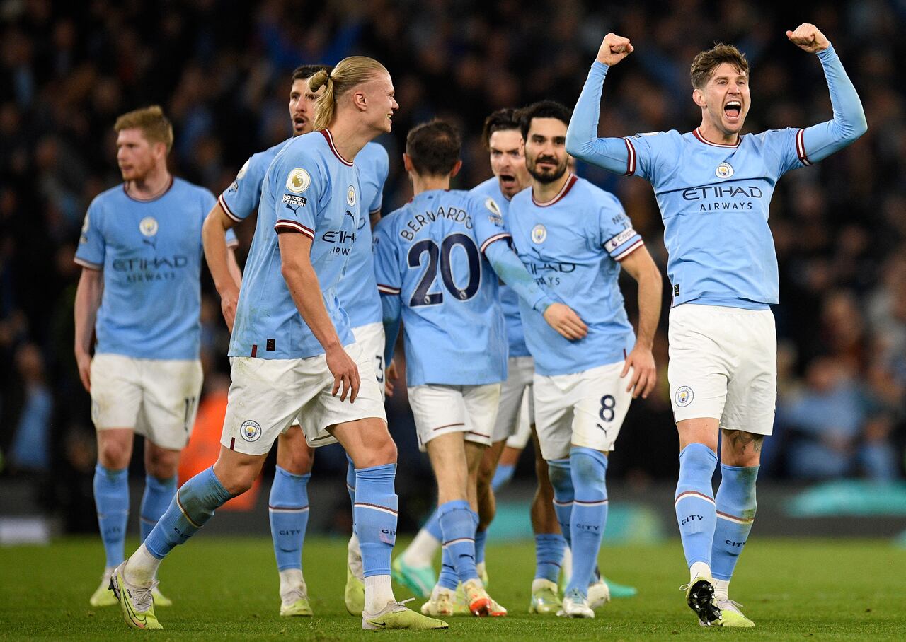 Celebración de gol del Manchester City frente al Arsenal, por la fecha 33 de la Premier League. Foto: AFP