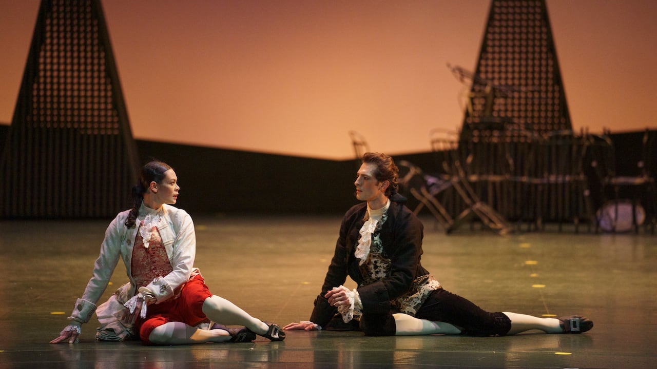 Los colombianos podrán disfrutar la belleza de El Parque desde la Compañía
de Ballet de la Ópera de París el próximo 14 y 15 de marzo en 15 salas exclusivas de Cine Colombia, de 9 ciudades.