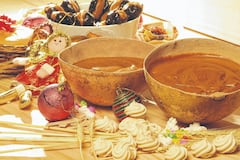 “En el ámbito dulce, algunas preparaciones ancestrales siguen siendo protagonistas: el manjarblanco, el desamargado y las brevas en almíbar, son artesanías culinarias, pues requieren procesos largos y dedicados”.