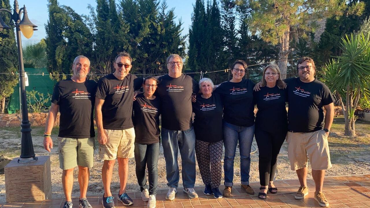 La escritora española Magdalena Sánchez Blesa ofreció un recital a sus admiradores que la siguen en redes sociales, donde su poesía inspiradora es viral. Entrevista con El País