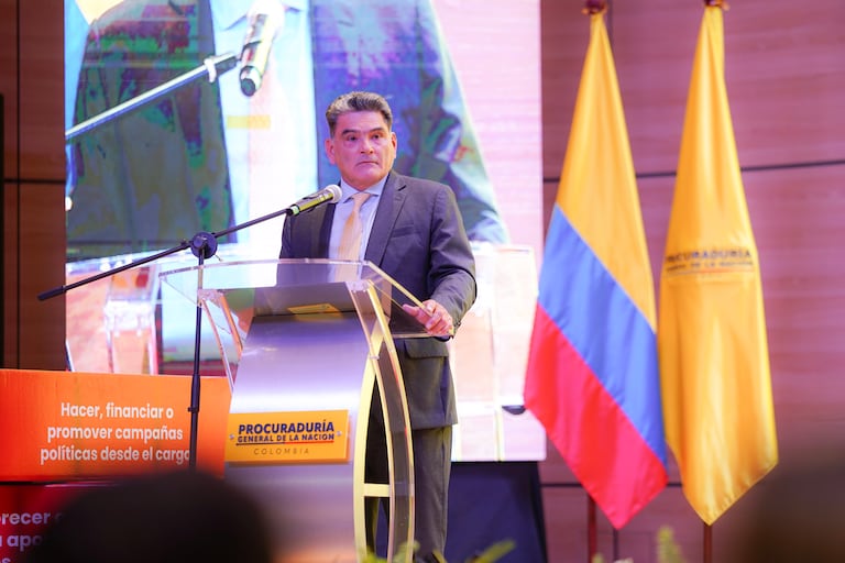El Procurador General presentó la iniciativa sobre participación política de cara a las elecciones presidenciales.