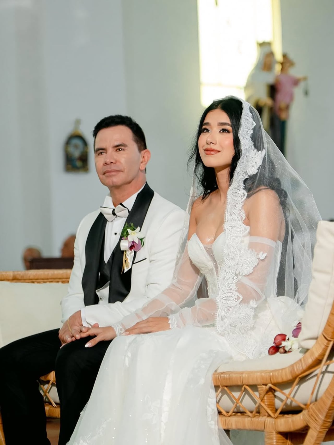 Jenny López festeja el cumpleaños de Jhonny Rivera con una contundente respuesta a las críticas.