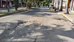 Residentes aseguran que las vibraciones generadas por vehículos pesados afectan constantemente las viviendas cercanas al tramo deteriorado.