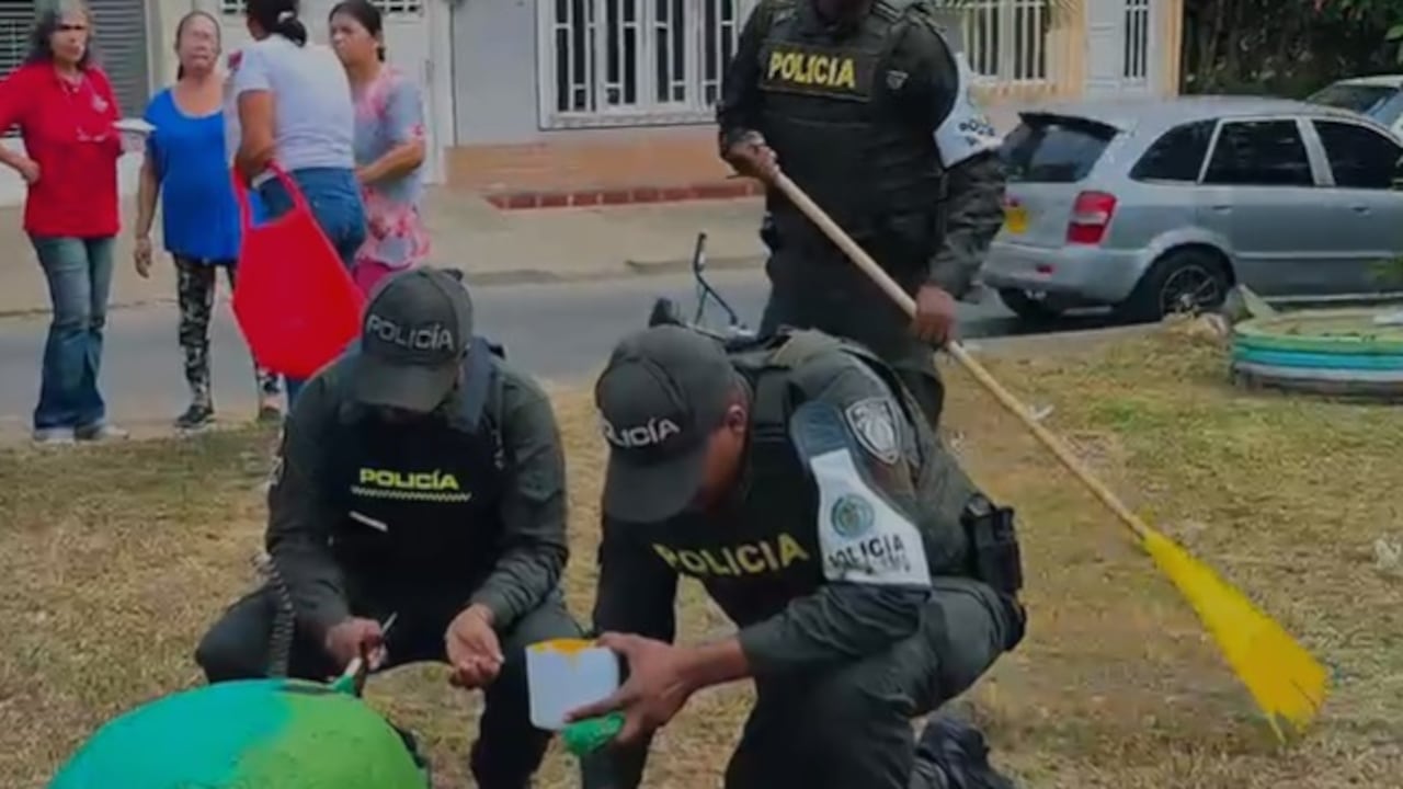 Las labores incluyeron limpieza general, poda de zonas verdes y pintura de mobiliario urbano, con el propósito de ofrecer espacios más seguros y agradables para las familias del sector.