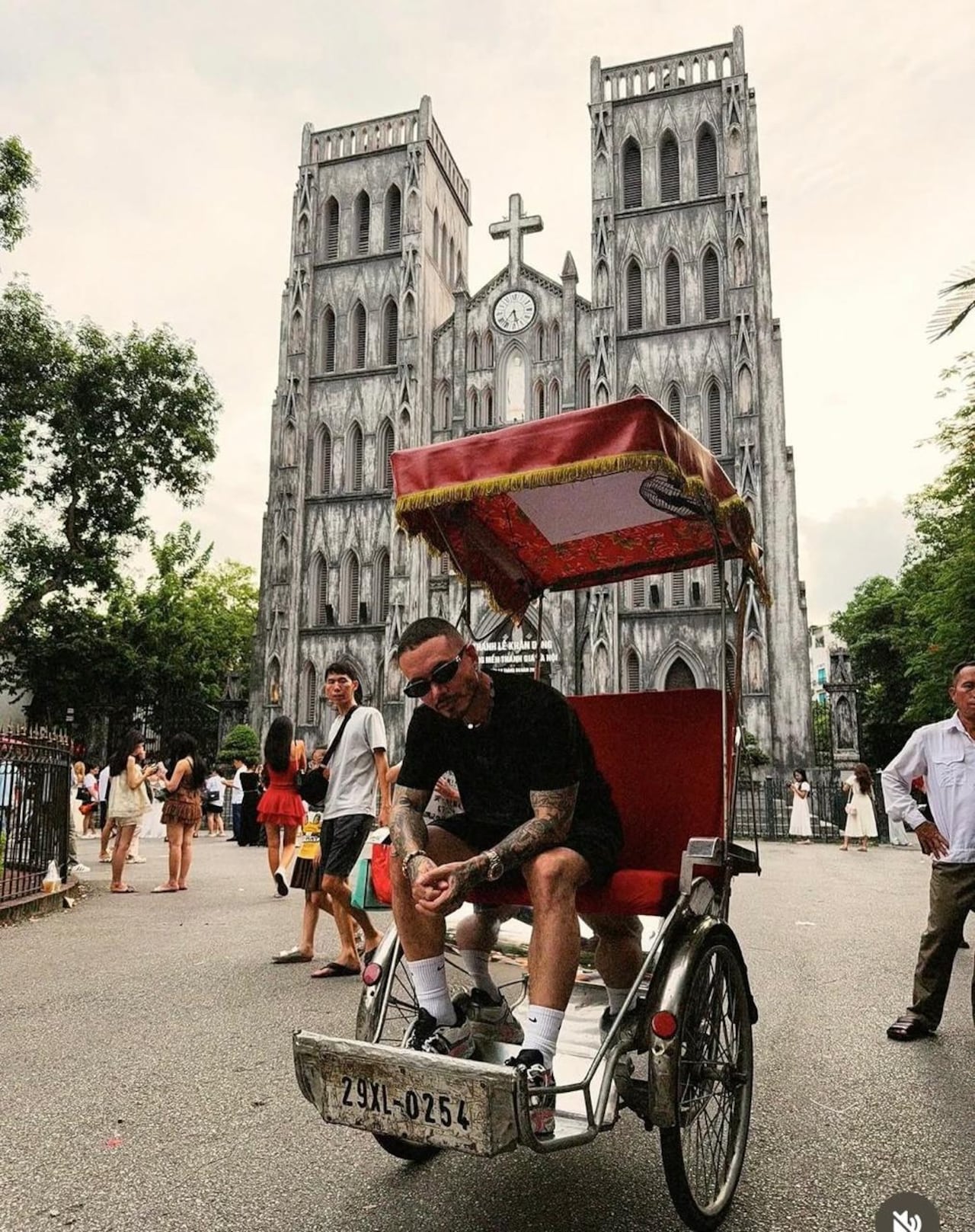 “Primer día en Vietnam. Ready para el primer show de reguetón por estos lados”, 2025.