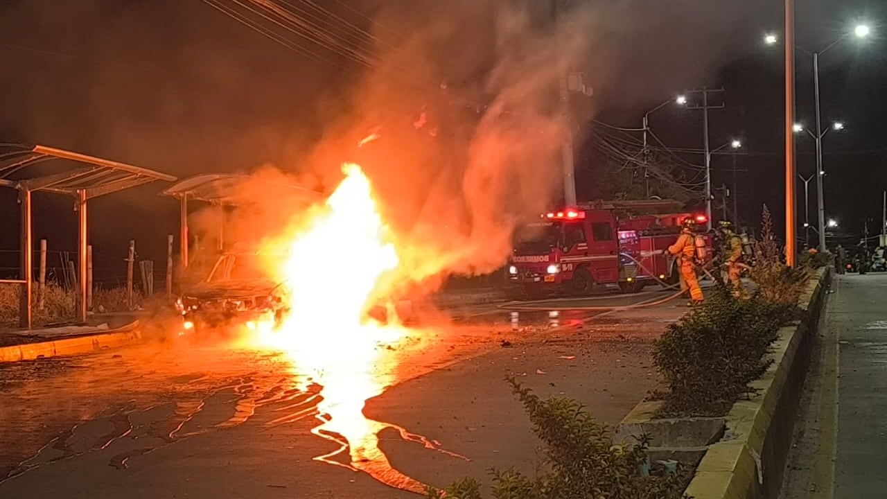 Así fue el ataque de la noche del domingo contra la patrulla de la Policía en Popayán, donde se extremaron las medidas de protección para los uniformados y los civiles que puedan verse afectados por atentados.