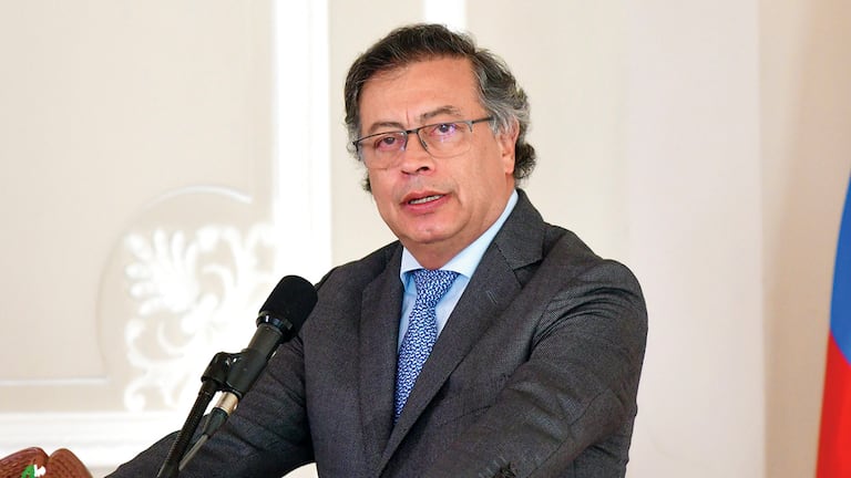 La auditoría forense revisará la gestión de la DNI en el Gobierno de Gustavo Petro.