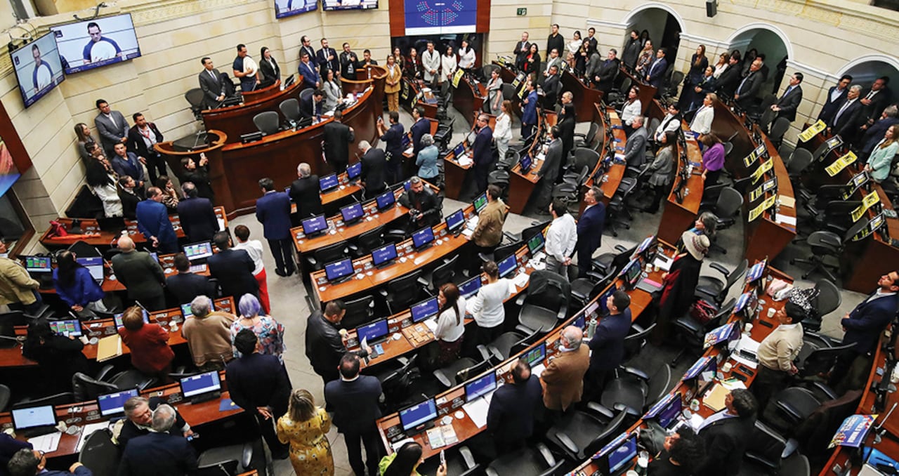 El proyecto de ley aguarda su cuarto debate en el Senado de la República. Al parecer, contaría con el visto bueno de la oposición y sectores afines al Gobierno Petro.