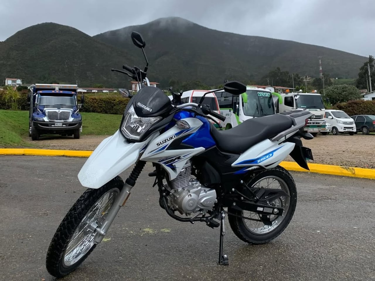 Esta es la moto en la que se transportaba.