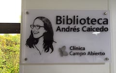 Biblioteca Andrés Caicedo en Clínia Campo Abierto