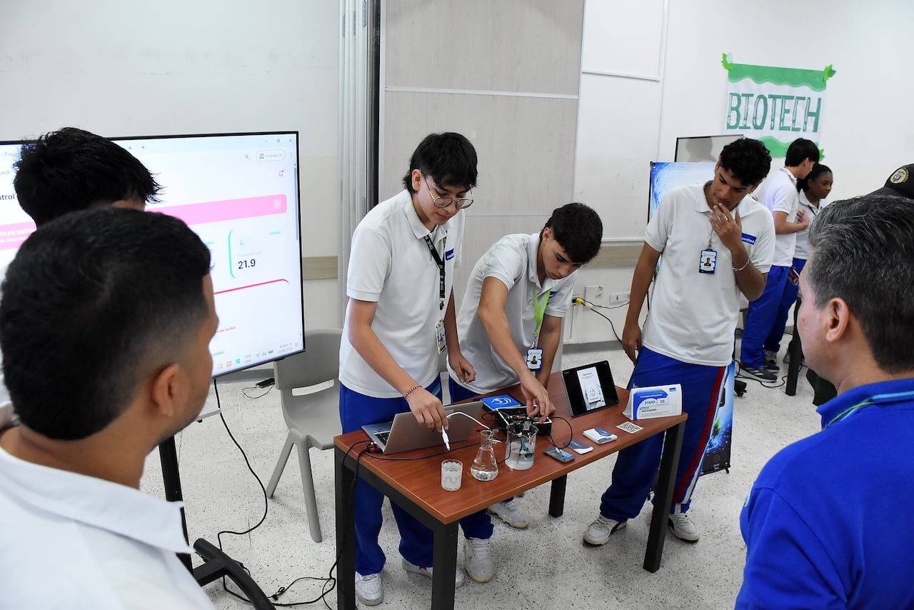 Feria de Innovación Tecnológica y Empresarial del Colegio Comfandi Yumbo