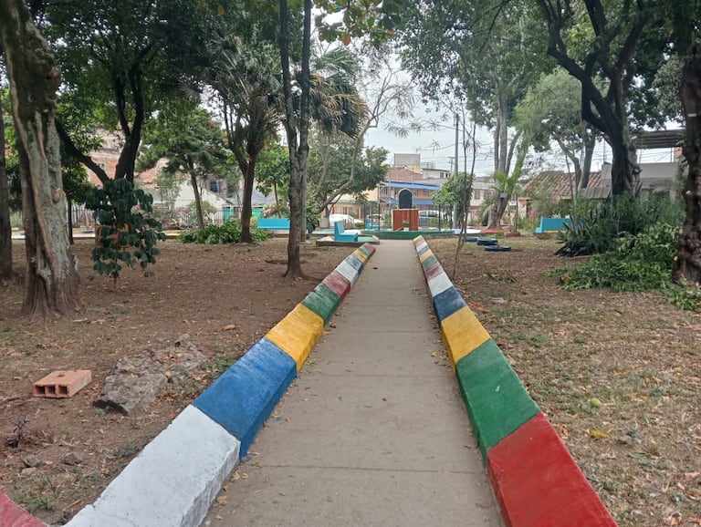 Los residentes de Los Guayacanes reportan que pasar por el parque es "imposible" debido a diferentes episodios de inseguridad.