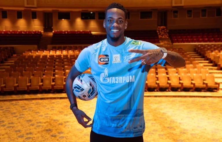 Jhon Jáder Durán ya luce los colores del Zenit.