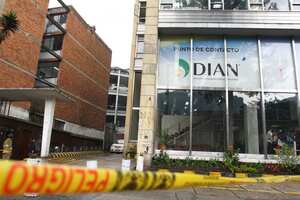 Los capturados son sindicados de ser autores del atentado que presentó el pasado 18 de enero, en cercanías a una sede de la Dian, en la Carrera 7a. con Calle 35, en Biogotá.