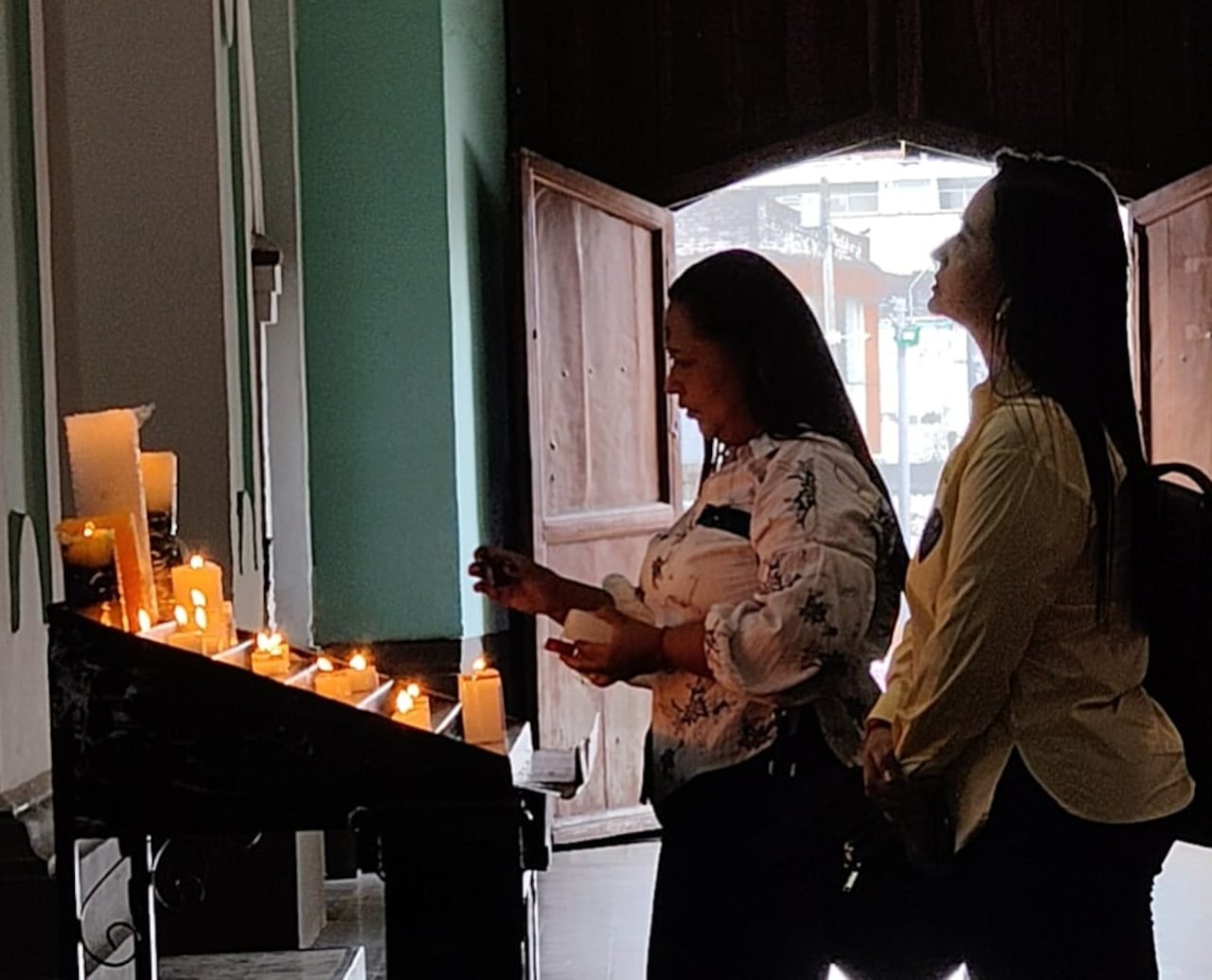 El Miércoles de Ceniza es una tradición católica cristiana que no solo se vive en Colombia, sino en distintas partes del mundo. Para los fieles, representa el comienzo de un periodo de penitencia, oración y renovación interior.