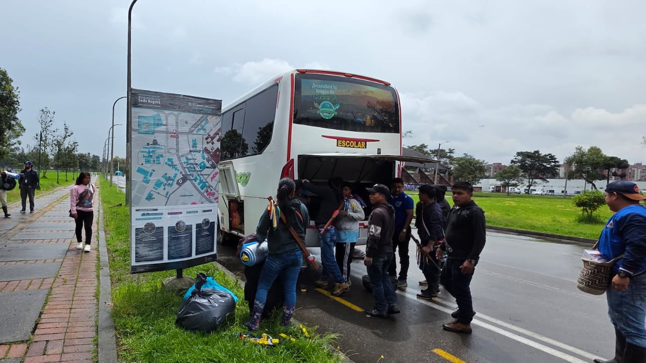 La Secretaría de Gobierno de Bogotá confirmó que en la tarde de este sábado, 3 de mayo, salió el último bus de la Minga Indígena que se encontraba en la Universidad Nacional.