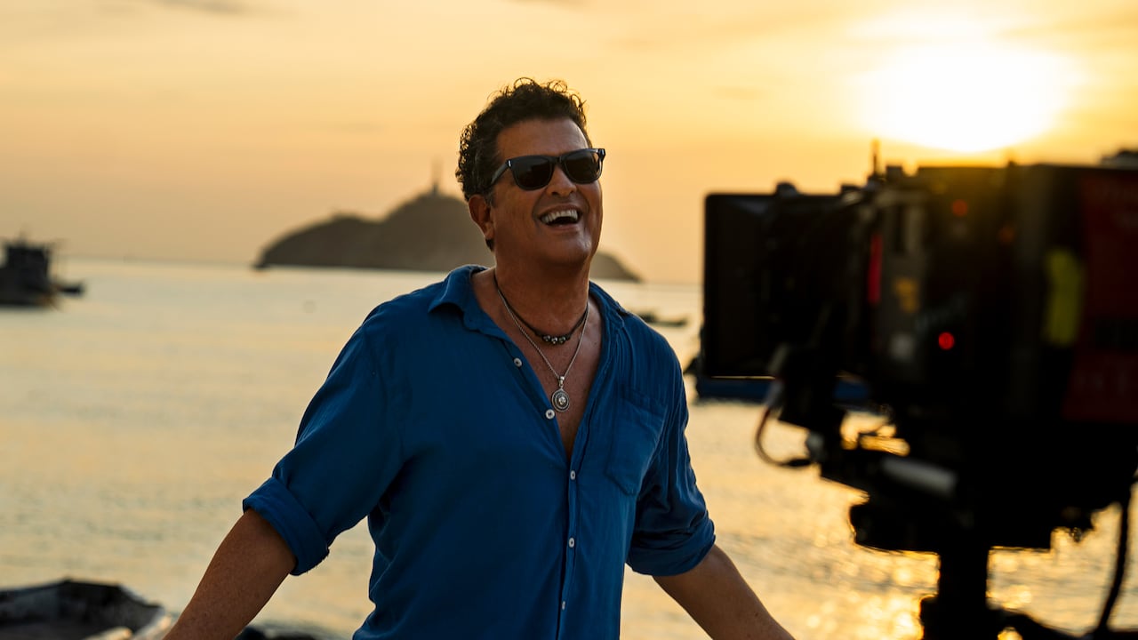 Carlos Vives celebra 30 años de 'La tierra del olvido'' y riende un homenaje Santa Marta con su nueva canción '500'