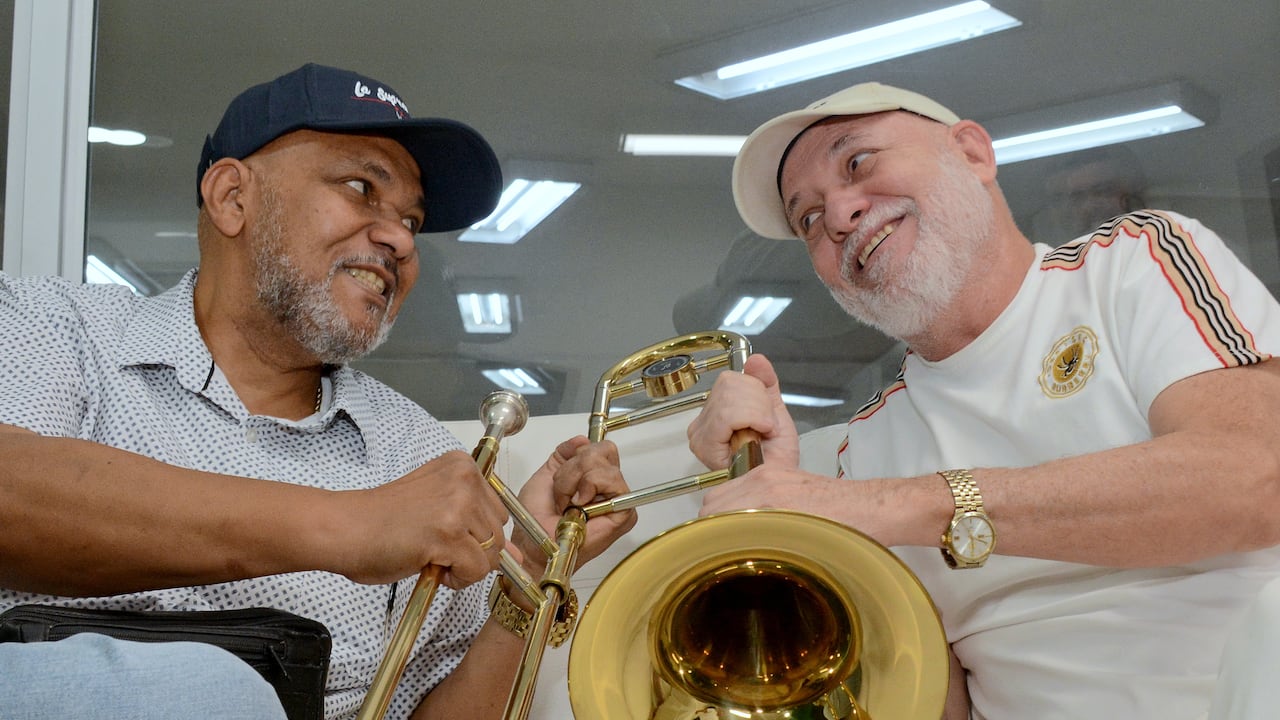Juan Carlos Alfonso, de la Orquesta Dan Den de Cuba, y Andrés Viáfara, de Suprema Corte, estarán en un mano a mano en la Feria de Cali 2025. Foto Jorge Orozco