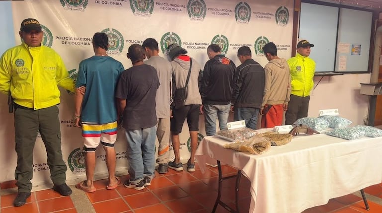 Seis de los detenidos fueron dejados en prisión y uno más fue puesto en libertad, pero está vinculado a proceso.