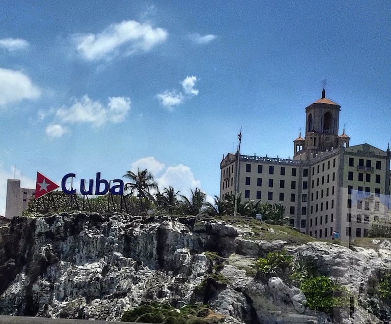 Cuba implementó varias reformas económicas que flexibilizan las normas en la isla, con el objetivo de mejorar las condiciones de la Isla. Foto: Francy Chagüendo /El País