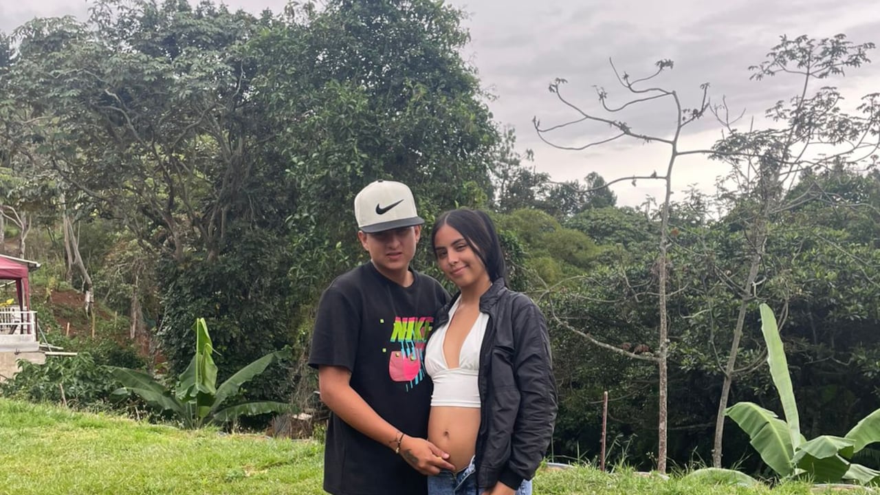 Juan Esteban Bastidas, de 20 años, estaba esperando su bebé. Es el segundo bebé que la pareja pedía en medio de la gestación.