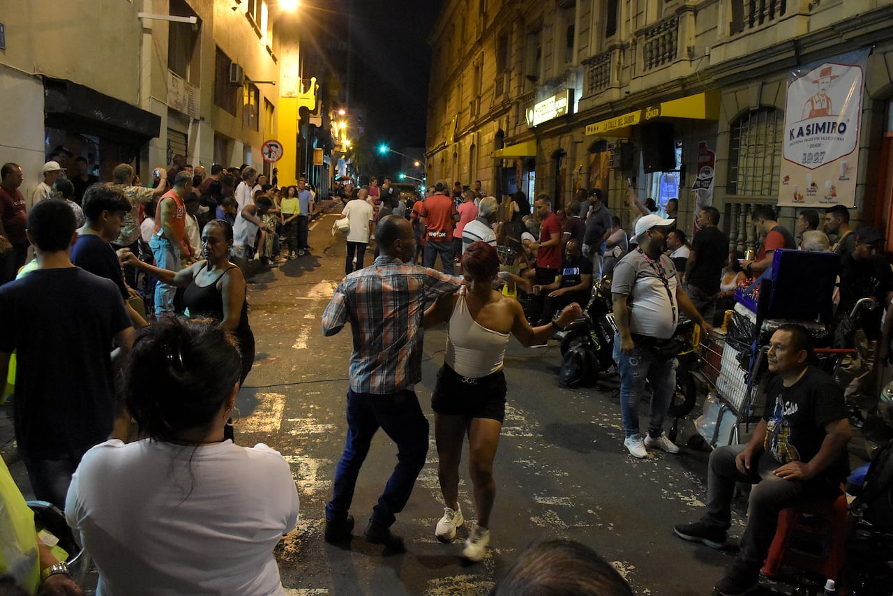 Cali Distrito de Entretenimiento Nocturno.