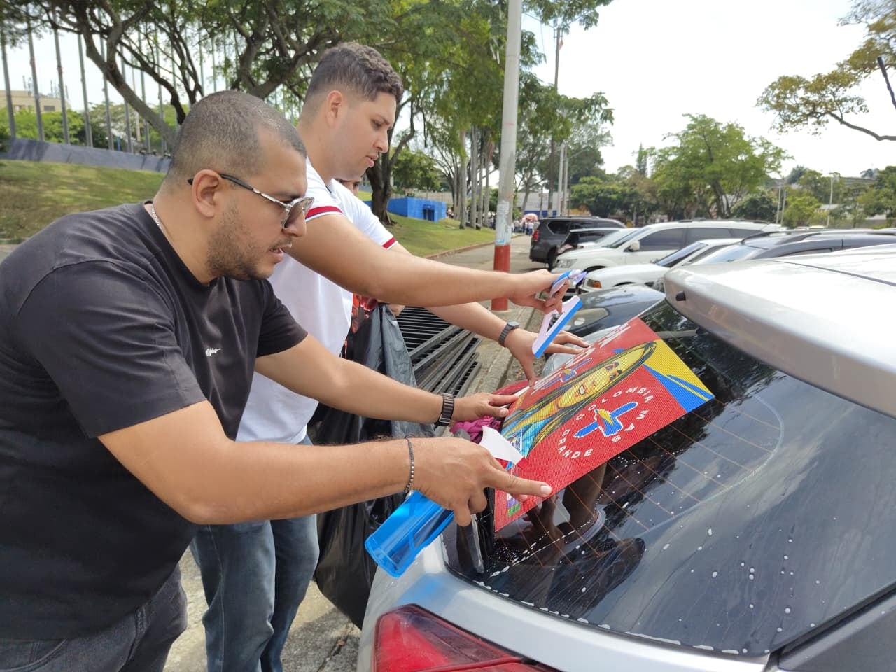 En Cali se lleva a cabo una jornada de apoyo a la fórmula del Centro Democrático al a Presidencia.