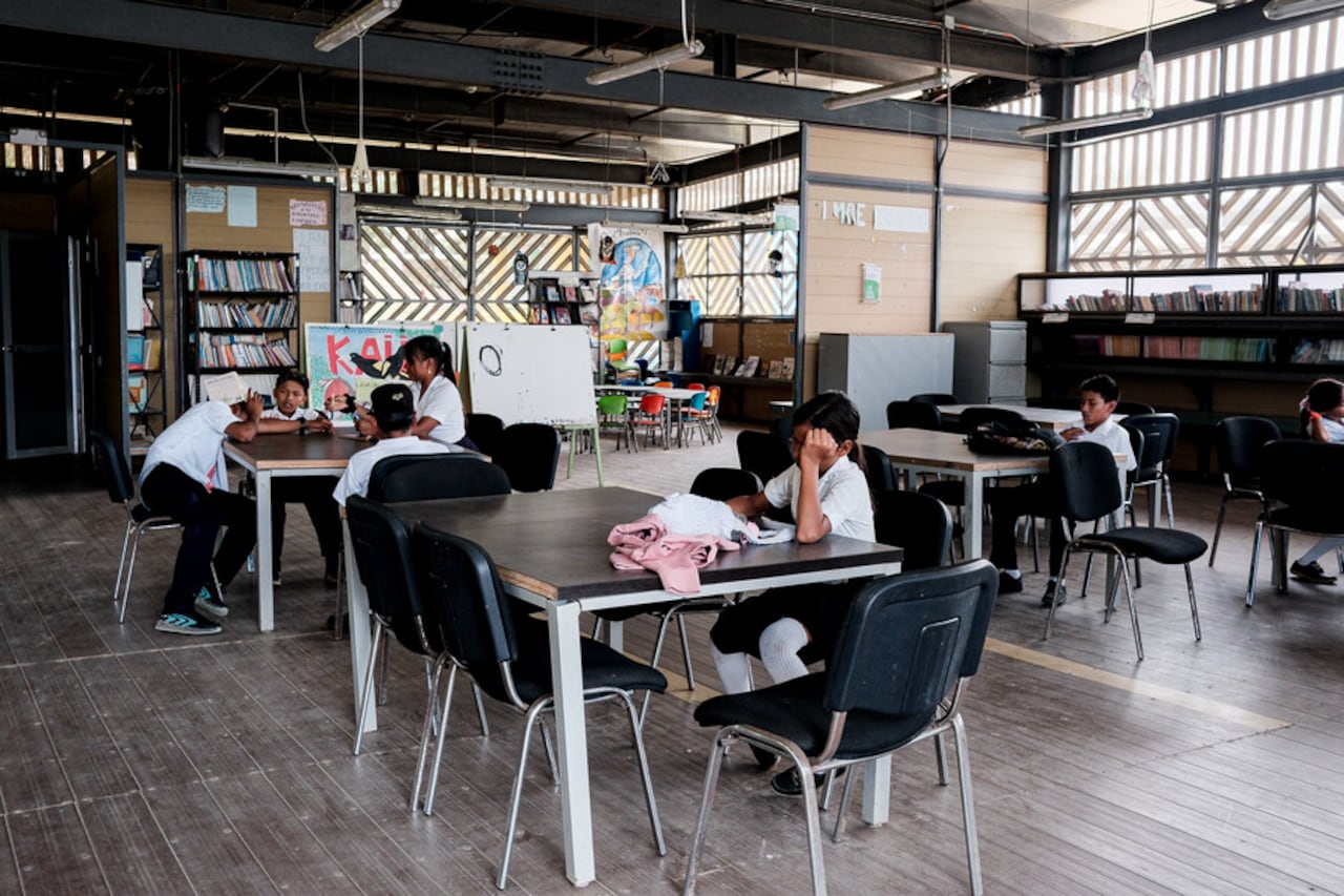 Macedonia, Amazonas. Septiembre 28 de 2024. Dentro del plan de gobierno Plan Nacional de Mejoramiento de Espacios Educativos, el Ministerio de Educación hace entrega de la institución educativa “Francisco de Orellana” en la comunidad indígena de Macedonia en el departamento del Amazonas.