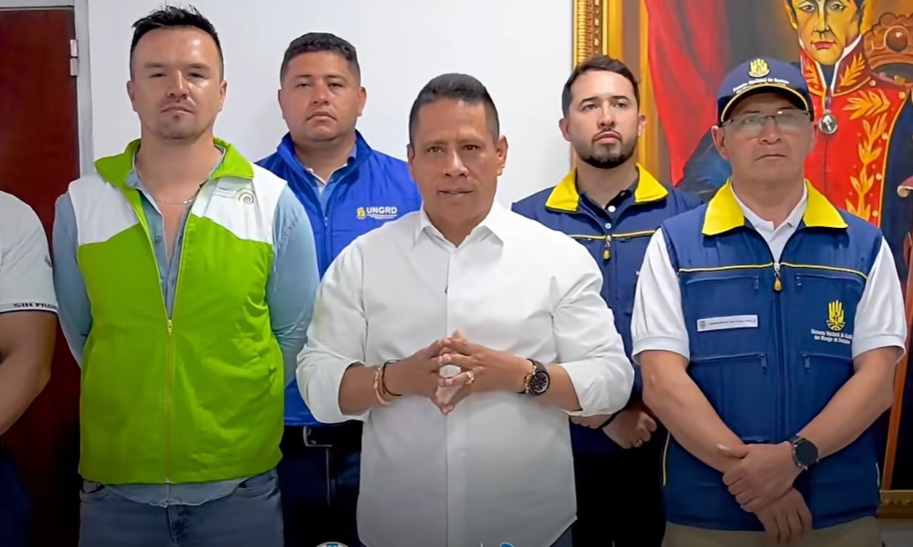 Servicio Geológico y Alcaldía de Chaparral instalan equipos para monitorear actividad sísmica.