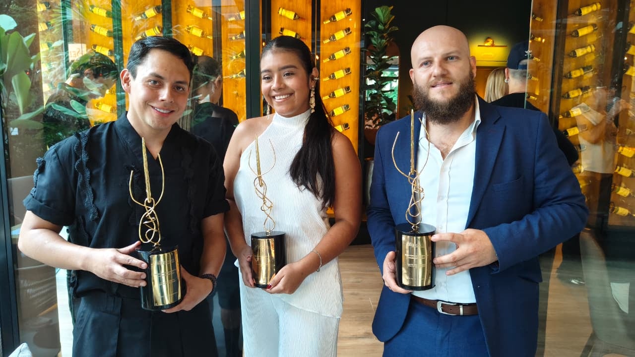 Ángel Kujabán, Natalia Pazu y Jonathan Moreno.