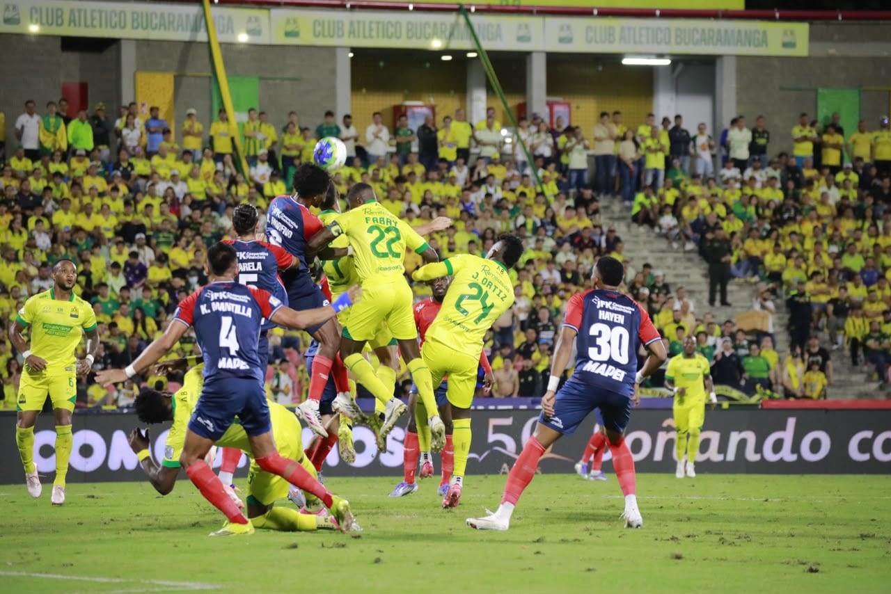 Imagen del partido entre Atlético Bucaramanga e Independiente Medellín por la fecha 9 del segundo semestre de la Liga Colombiana 2026.