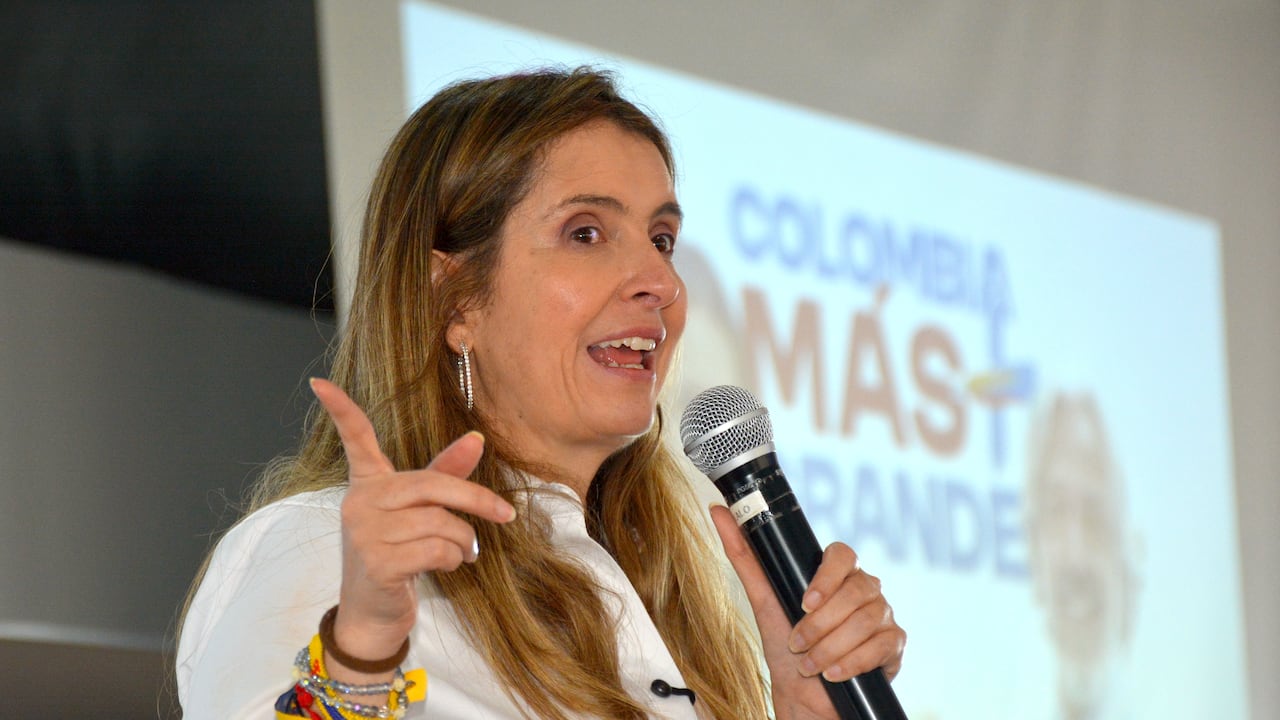 En visita a Cali, la candidata presidencial Paloma Valencia aseguó que integrantes de su campaña son perseguidos y amenazados en el Cauca. Foto Jorge Orozco