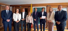 El mandatario electo coordinó planes estratégicos con once de sus jefes de cartera designados y el vicepresidente José Manuel Restrepo.