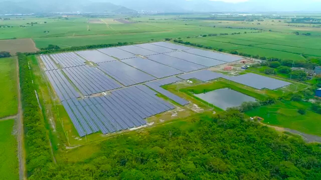 El Gobierno inauguró la granja solar este fin de semana.