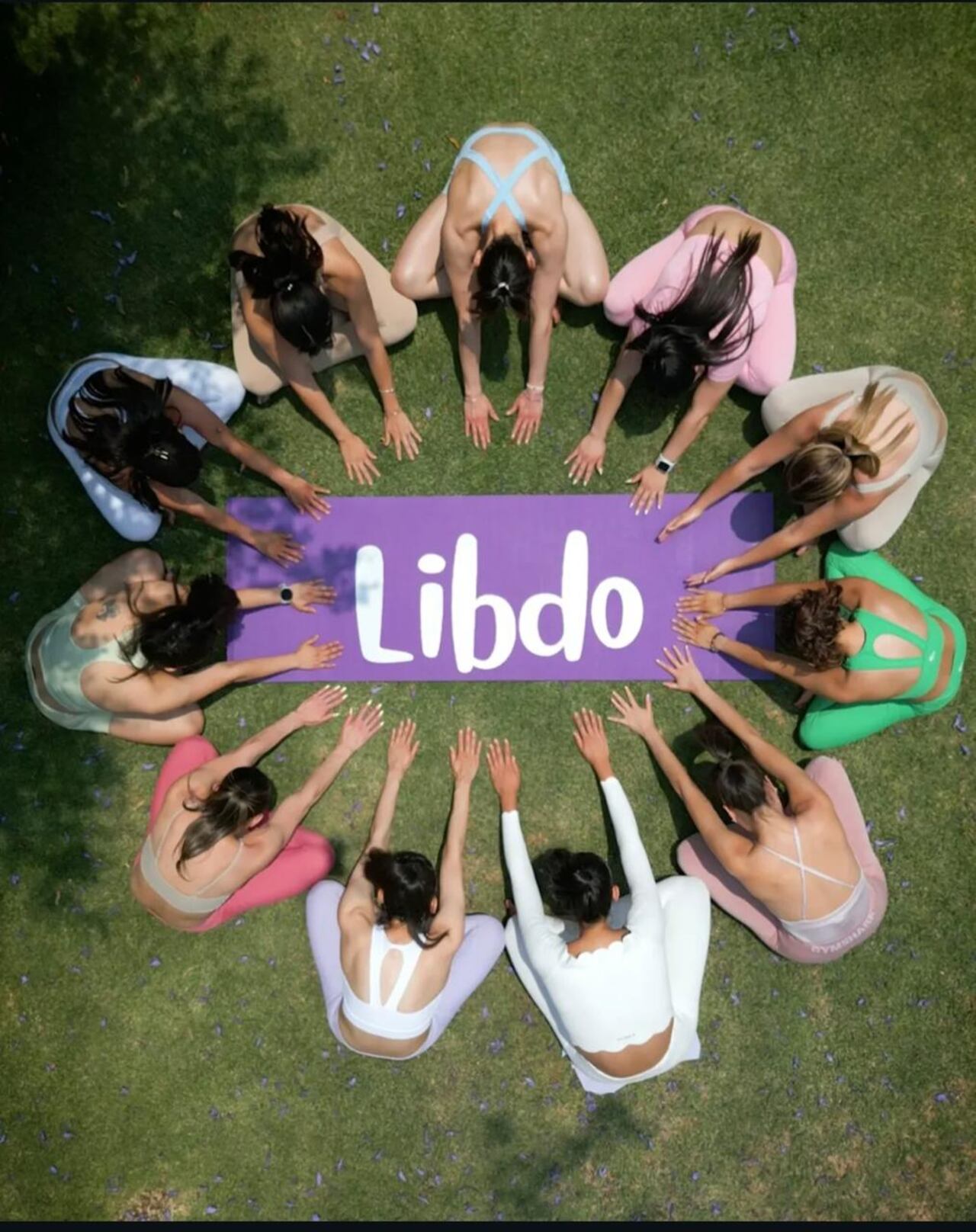 El piso pélvico es un conjunto de músculos y otros tejidos, que mantienen el útero, la vejiga, los intestinos y otros órganos, en su lugar.