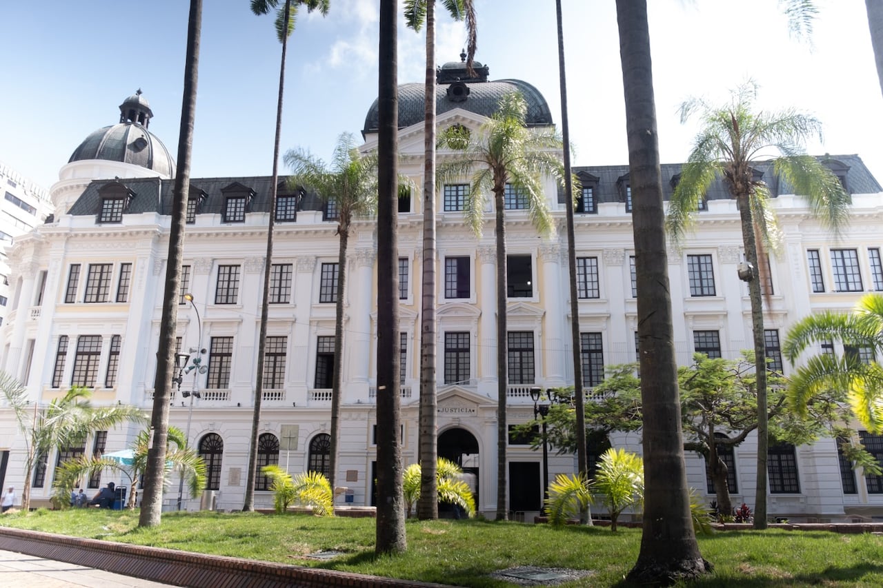 La Plaza de Cayzedo ya es oficialmente del Distrito de Santiago de Cali.