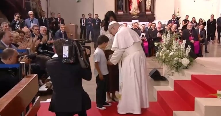Renzo sorprendió al papa León XIV con profundas preguntas sobre la vida