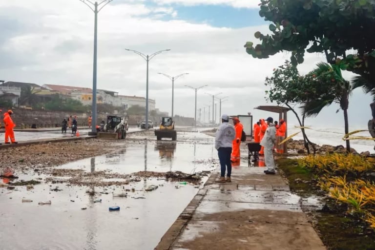 Cartagena completa más de 48 horas de atención por las emergencias provocadas por el frente frío.