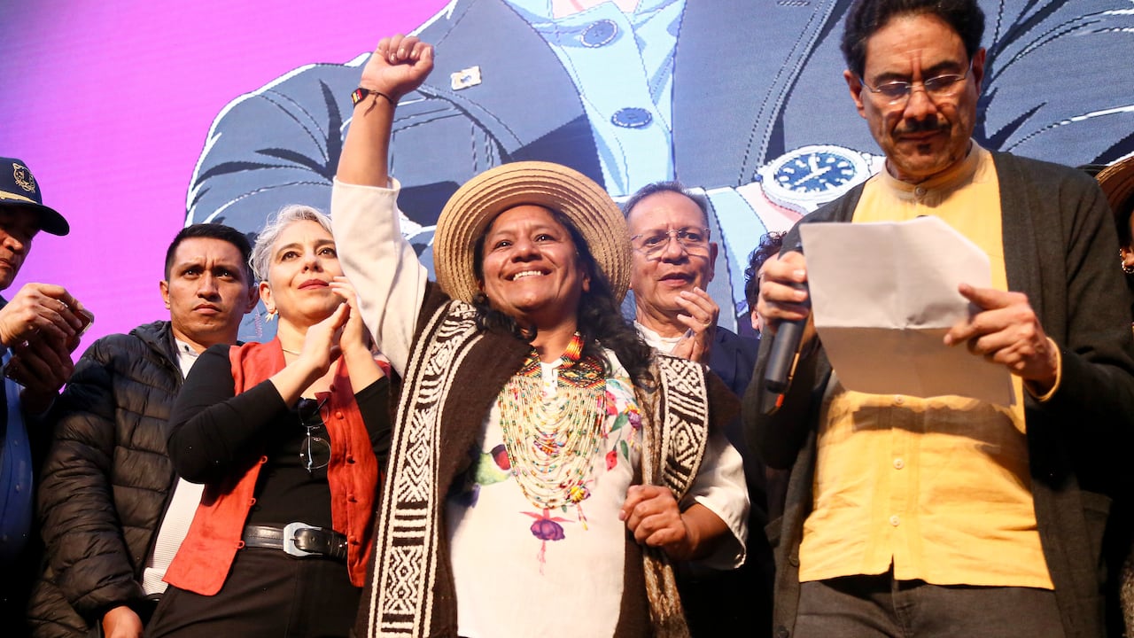 El candidato del Pacto Histórico Iván Cepeda realizó el registro de su candidatura presidencial junto a Aida Quilcué, su fórmula vicepresidencial.