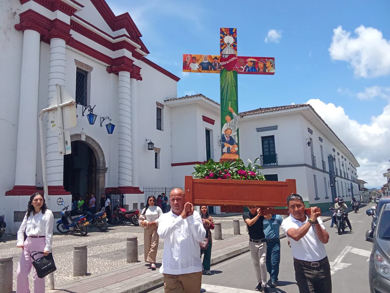 En el mes de marzo la Cruz de la Esperanza estará en 11 parroquias en Popayán, Coconuco, Puracé y Yanaconas, porque es el tiempo de caminar juntos y vivir este jubileo ordinario 2025 en la reconciliación, la conversión y la renovación espiritual, ofreciendo a los fieles la oportunidad de iniciar una vida nueva.