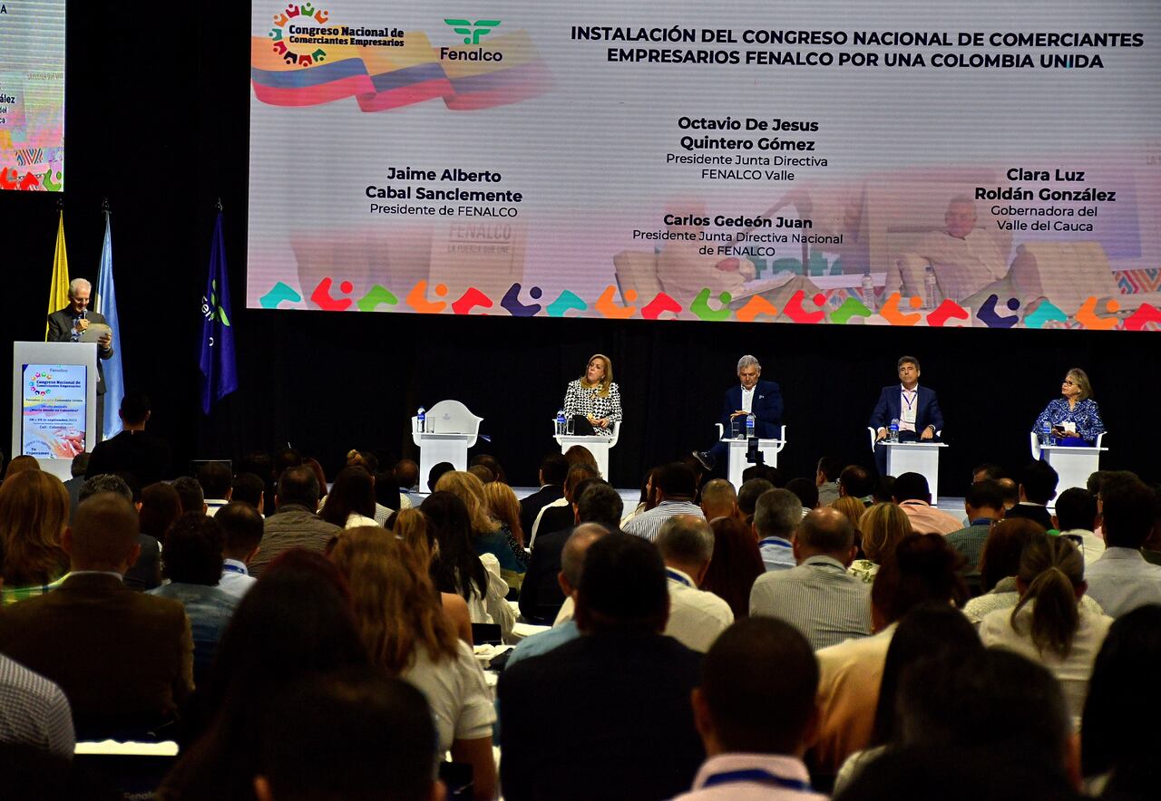 CONGRESO NACIONAL DE COMERCIANTES FENALCO.
encuentro empresarial más importante del país que reúne a los comerciantes empresarios más representativos de las principales regiones de Colombia, en el marco de una completa agenda académica que tratará los temas del entorno económico, político y de negocios, que definen el crecimiento empresarial, con conferencistas y líderes globales que ampliarán la visión del futuro en Colombia y el mundo. Fotos Raúl Palacios / El Pais / 28 de Sept del 2023 Cali.