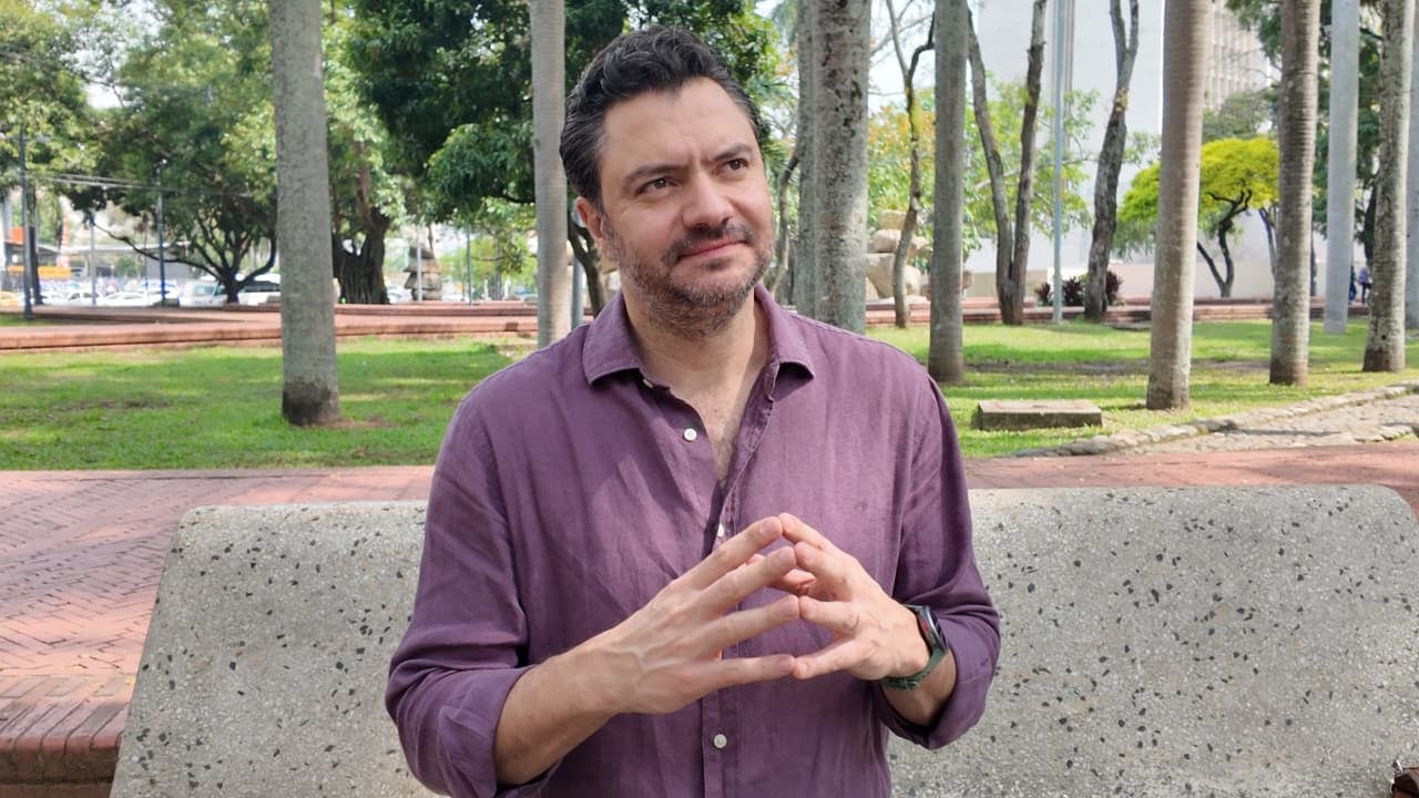 Eduardo Behrentz, rector de Unigermana y presidente de INCAP, planteó que la educación virtual puede ayudar a garantizar la continuidad de los estudios mientras se recupera la infraestructura educativa afectada por el terremoto.