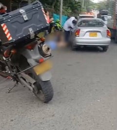 Agentes de la Secretaría de Movilidad de Cali acordonaron el sector del Parque del Avión para investigar.