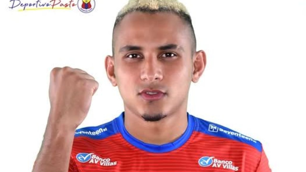 El futbolista Ray Vanegas terminó en medio de un retén ilegal cuando se movilizaba por la vía Panamericana, tramos Pasto-Popayán.